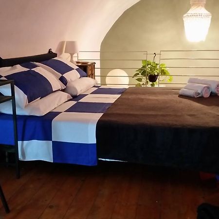 Il Pozzo Di Santa Teresa Apartment Catania Bilik gambar